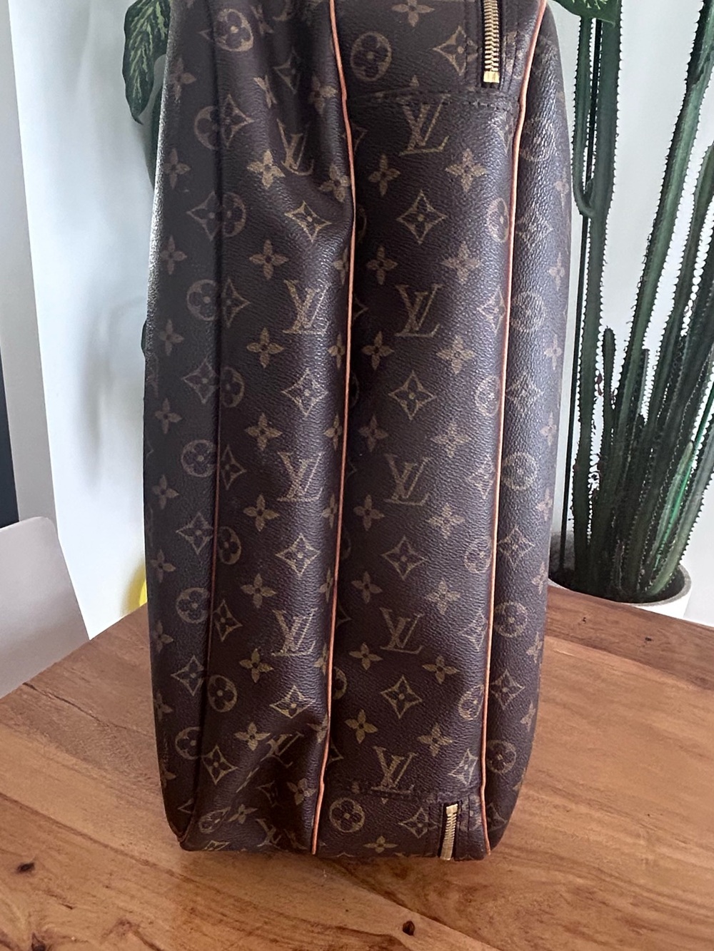 Louis Vuitton Brown Monogram Canvas Duffel with Vachetta Leather Trim - Picture 7 of 11